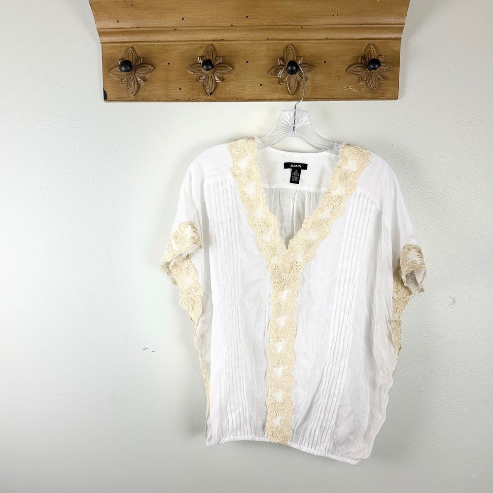 Alfani Lace Trim Pintuck Blouse White Gold Size 10 Dolman Sleeve Boho Top